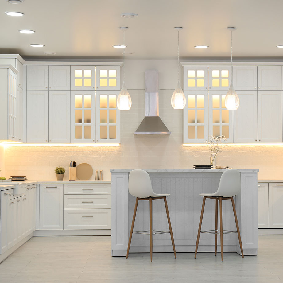 Luma-DIY-Kitchens-Blog-Spring-Kitchen-Lighting